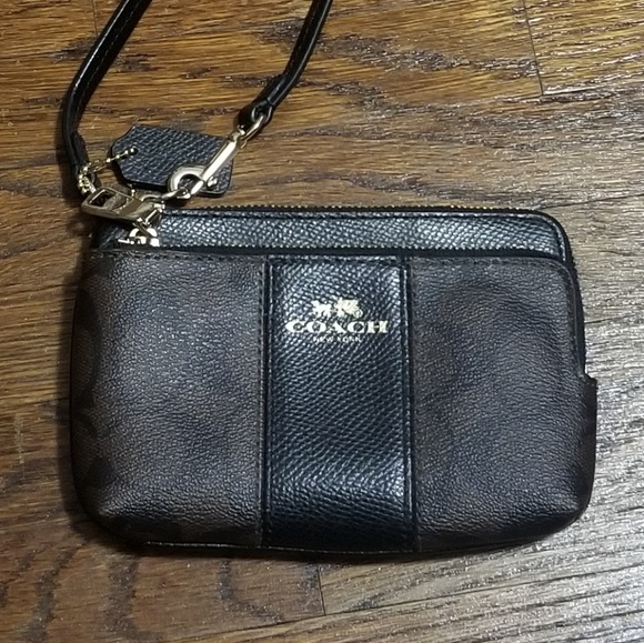 Coach Wristlet Wallet - Picture 1 of 3